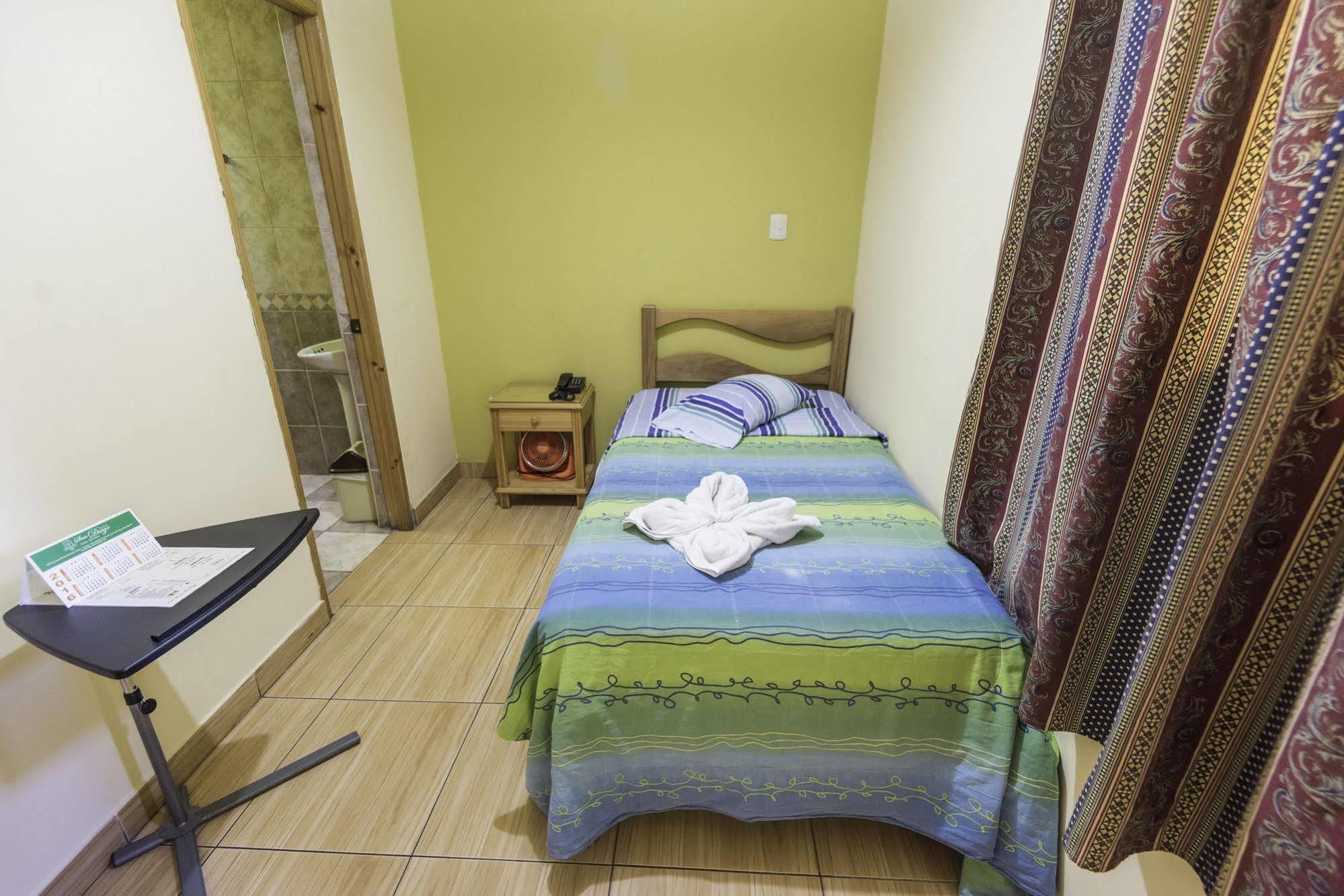 Hotel Ejecutivo San Diego トルヒーリョ エクステリア 写真